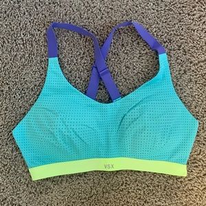 Victoria’s Secret VSX Sport Colorblock Sports Bra